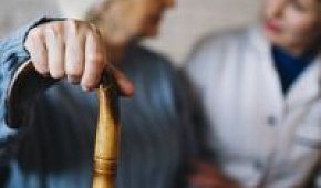 Болезнь двигательного нейрона: причины, виды, симптомы и лечение